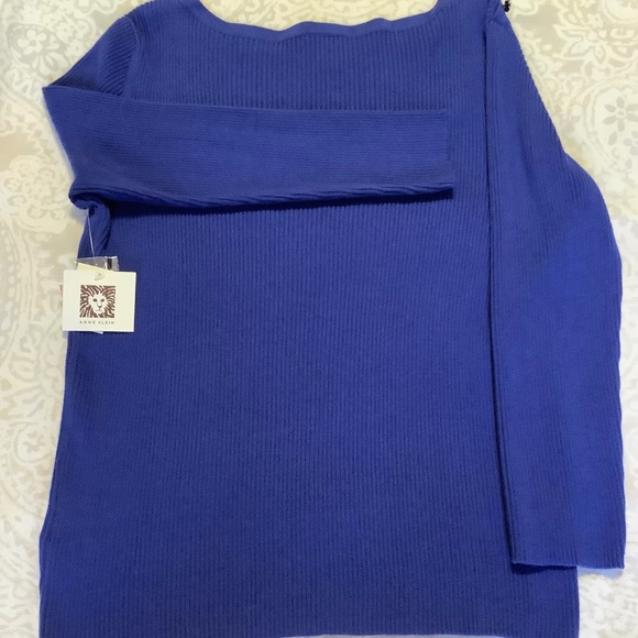 NWT ANNE KLEIN Royal Blue Knit Sweater - Picture 2 of 6